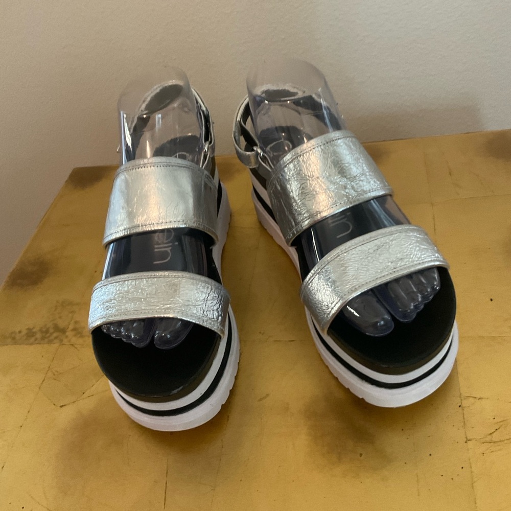 Cute CALVIN KLEIN platform strapped sandals silver